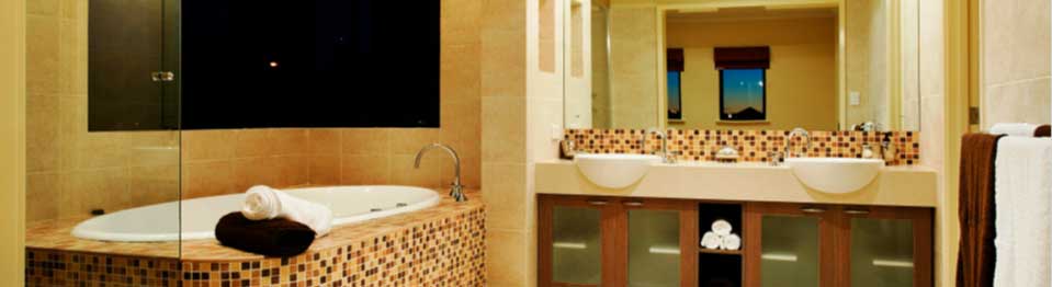 Salles de bain, cuisines, et sous-sol Rénovation intérieure et extérieure dans son ensemble Travail spécialisé et détaillé